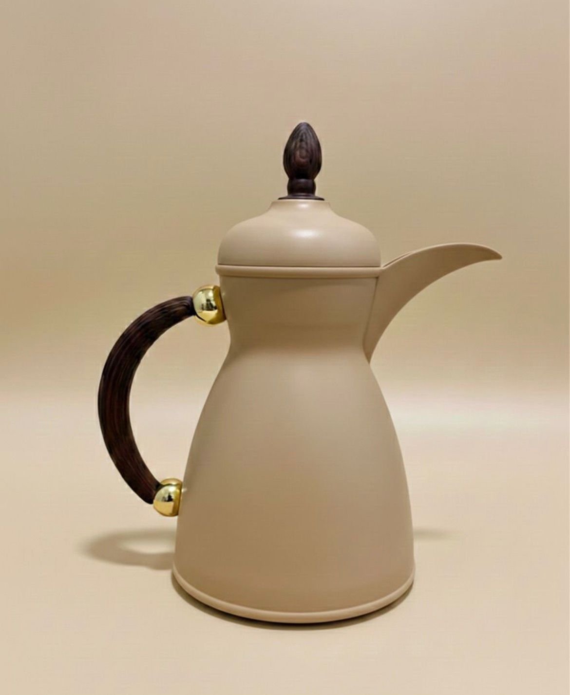 arabic classic jug biege arabic classic jug biege